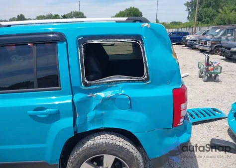 2017 Jeep Patriot High Altitude 4X4 z USA, uszkodzony, nr VIN 1C4NJRFBXHD111417